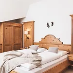 Alpines Gourmet Montanara Flachau