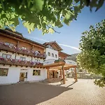 Alpines Gourmet Montanara 4*