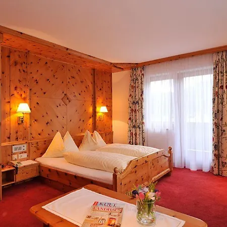 Hotel Alpines Gourmet Montanara Flachau