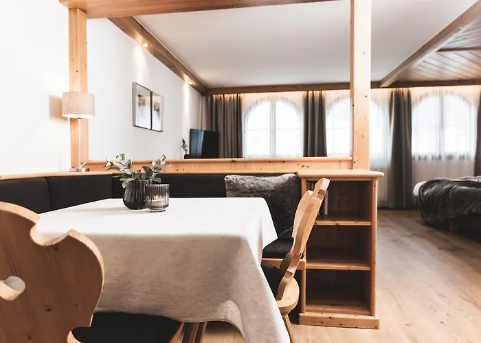 蒙特纳洛阿尔卑斯美食酒店 酒店 弗拉绍